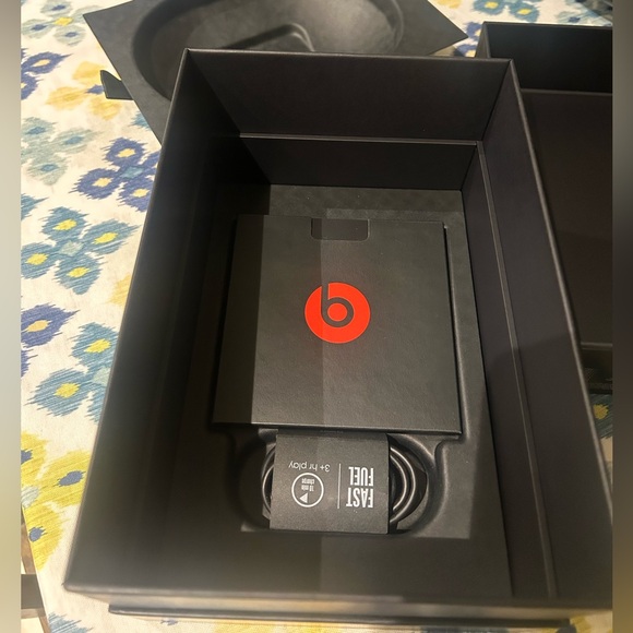 Beats Studio Pro wireless Black, - Picture 4 of 10